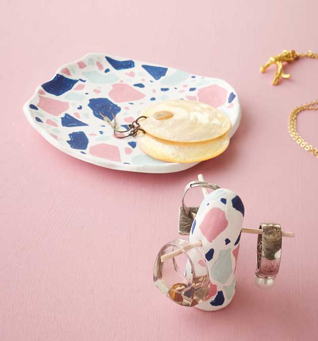 Aufbewahrung für Schmuck im Terazzo-Look basteln