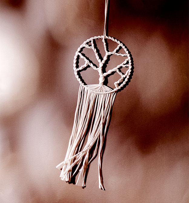 Makramee Traumfänger mit Lebensbaum
