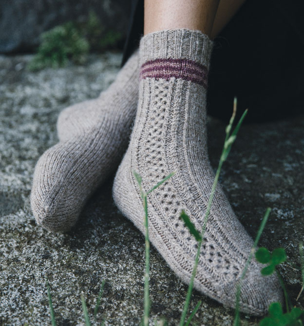 52 Wochen Socken stricken aus Laine Magazin