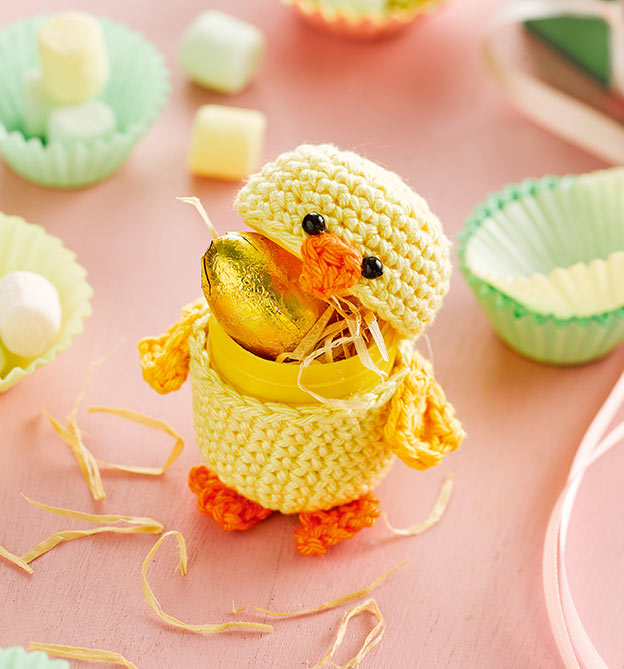 Kleines Kueken als Geschenk haekeln