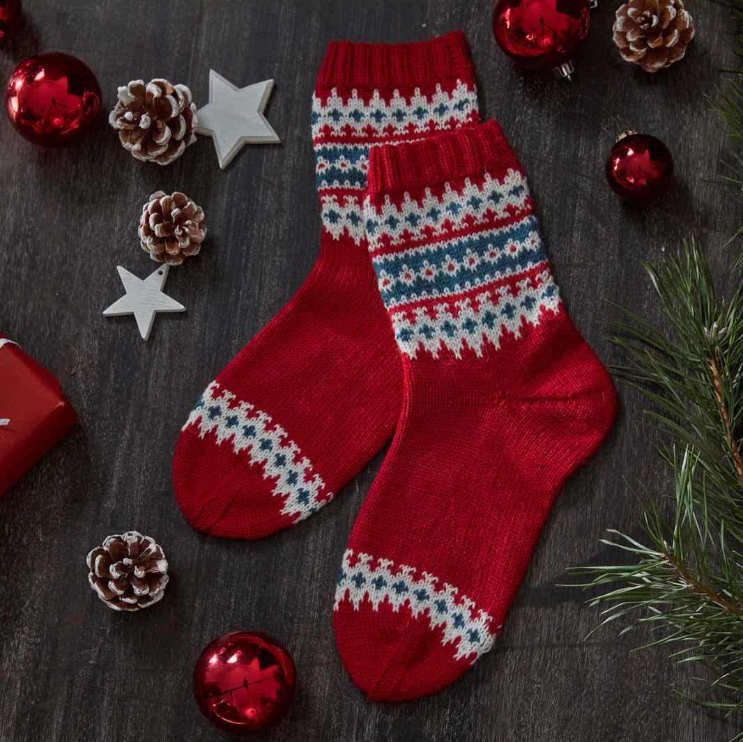 Gemeinsame Strickzeit - Weihnachtssocken stricken - Anleitungen von Tanja Steinbach und Kerstin Balke