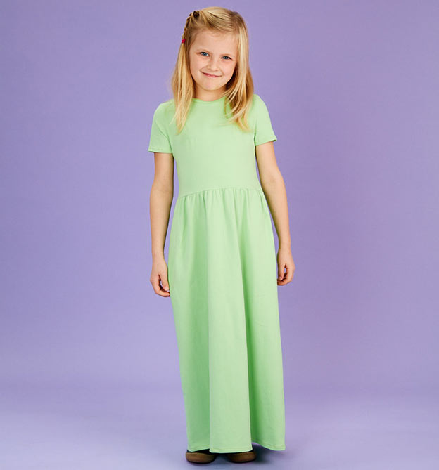 Kinderkleidung nähen: Anleitung für ein grünes langes Kleid