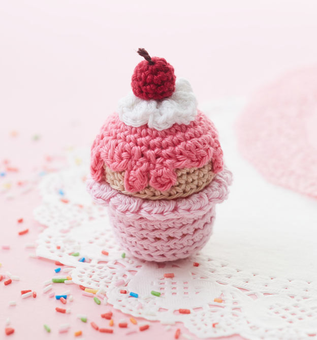 Kleines, suesses Cupcake haekeln